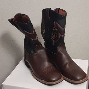 Youth Austin  tranding